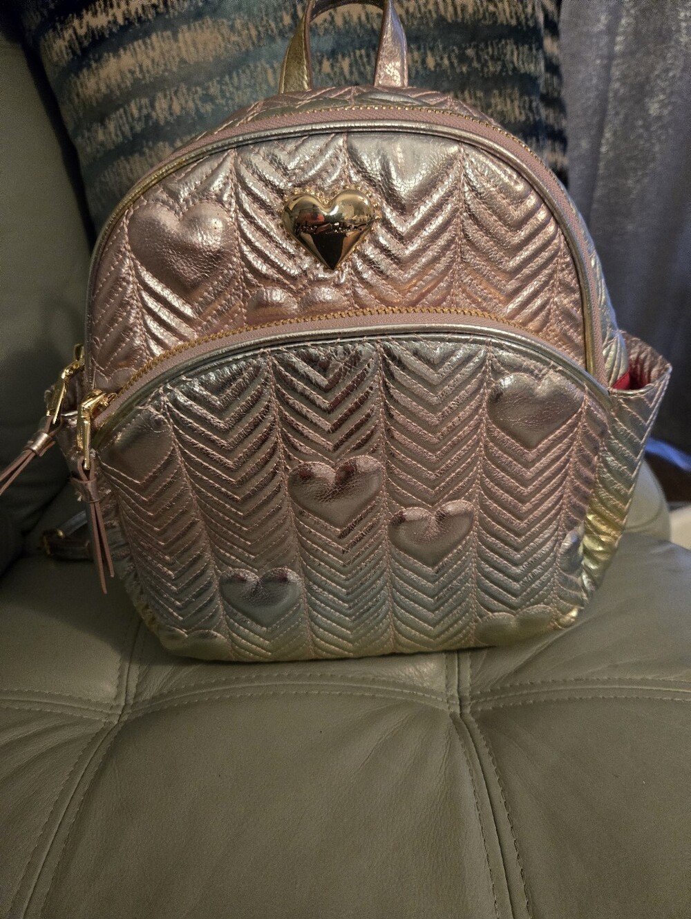 Betsey Johnson Mini Backpack Quilted Hearts Iridescent Metallic Pink Gold EUC